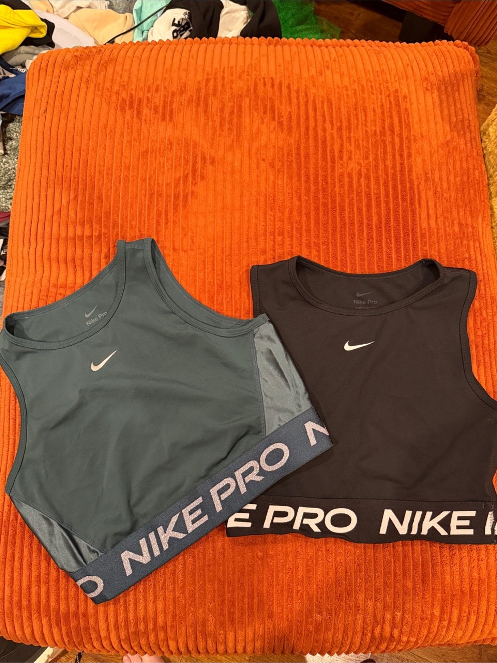 Nike Crop Sports Tanks in Teal and Black